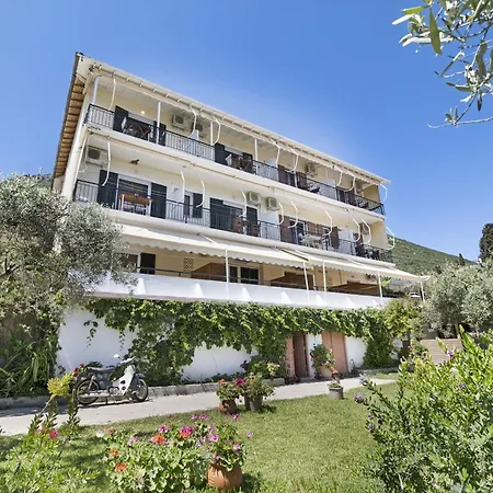 Tasoula With Mountain View *